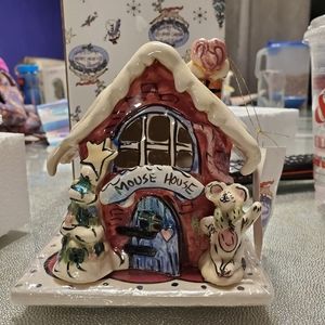 Blue Sky mouse house